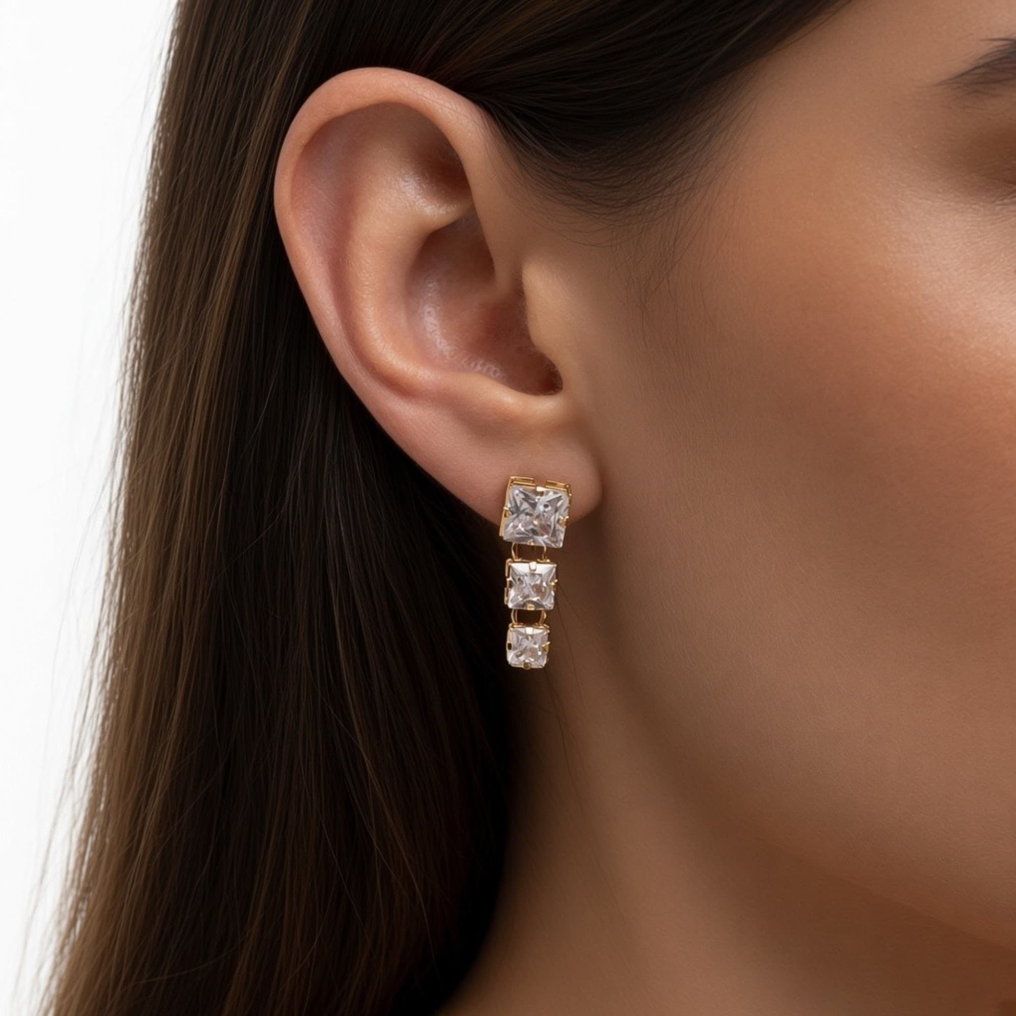 Brinco Trio Carré Cristal Dourado — miniatura 2